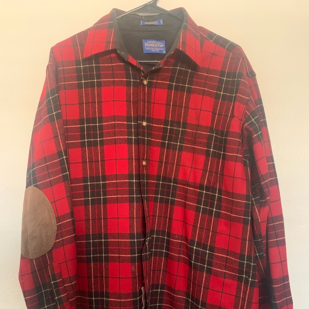 Large Pendleton plaid long sleeve shirt, large good condition